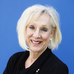 Susan Dolberts Headshot