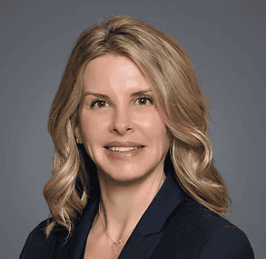 Moira Connolly headshot